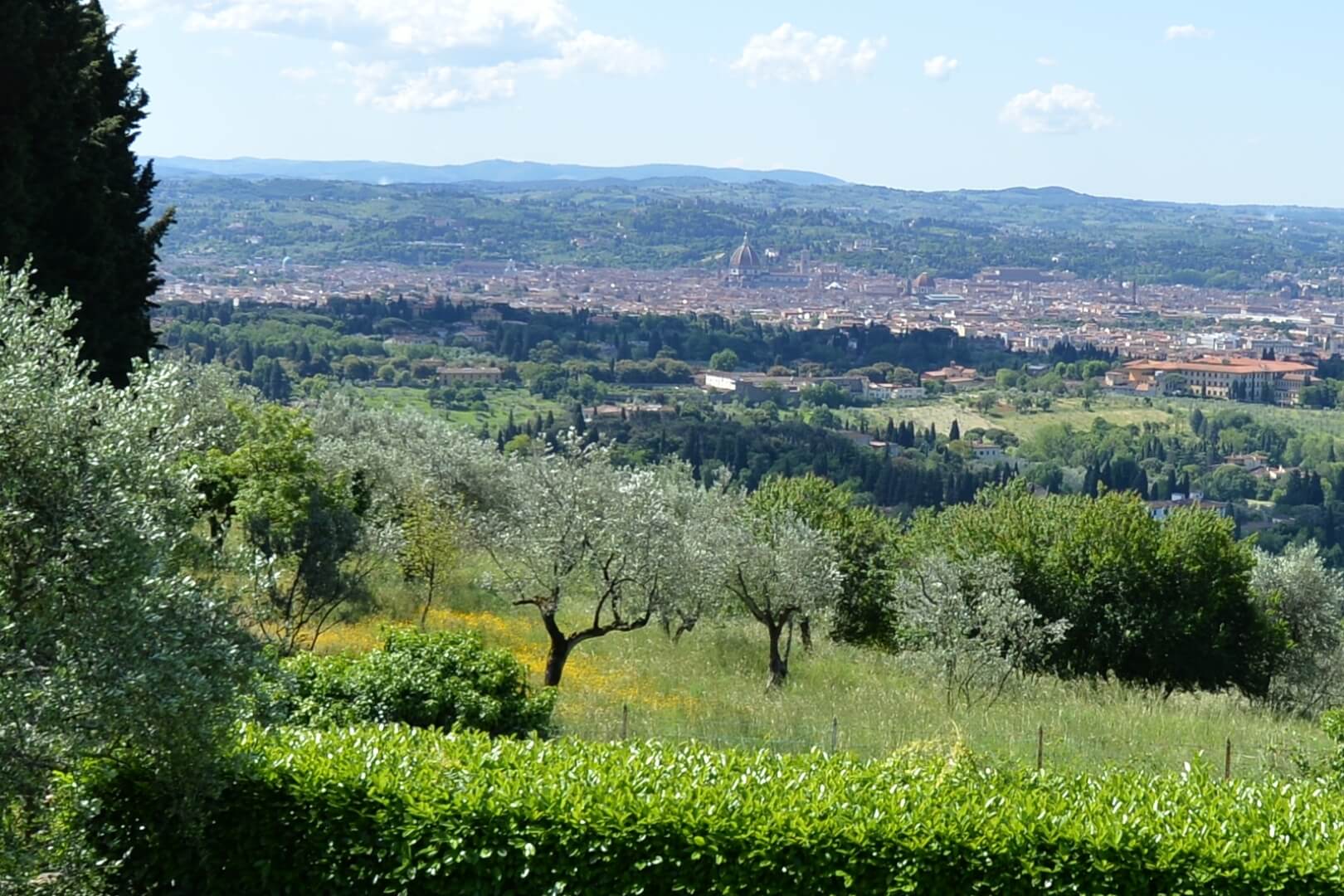 VILLA WITH 360 DEGREES PANORAMIC VIEW FOR SALE